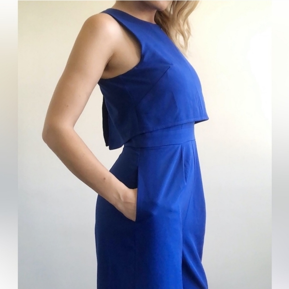 Vince Camuto Royal blue jumpsuit with crop top overlay Size 6